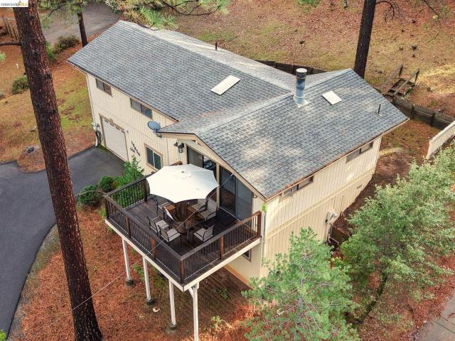 House for sale in Groveland, California