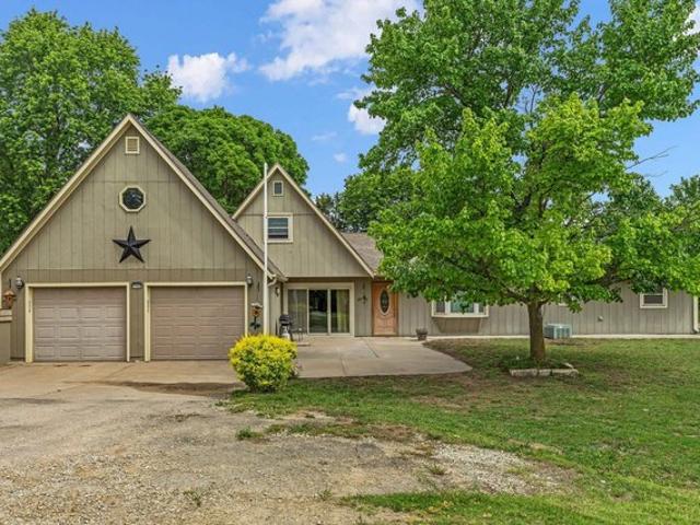 House for sale in Chapman, Dickinson County