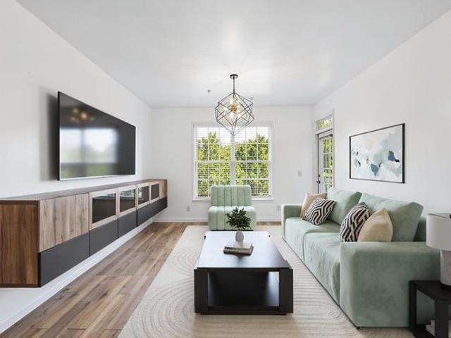 Condo for sale in Alpharetta, Fulton County