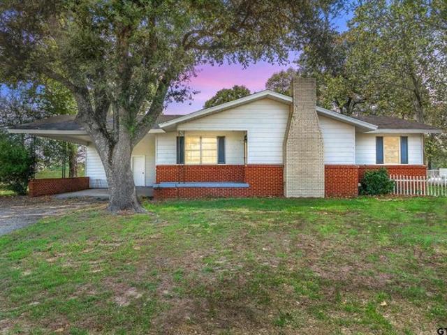 House for sale in Lindale, Smith County