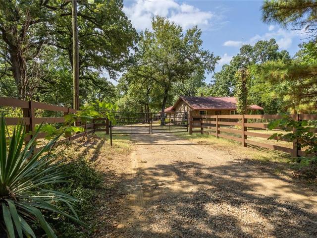 House for sale in Fannin, Texas