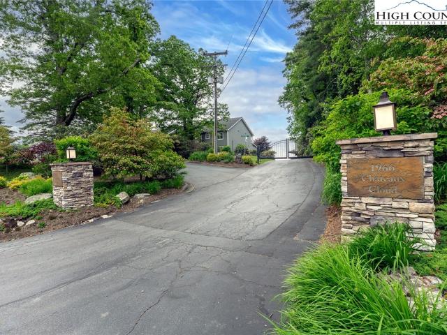 Condo for sale in Watauga, North Carolina