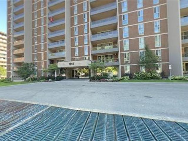 Condo for sale in Ainslie Wood West, Hamilton