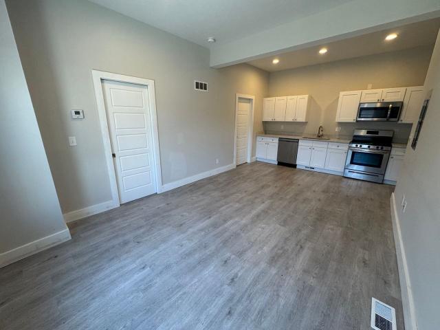 Apartment for rent in Detroit - Shoreway, Cleveland