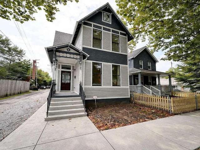 Apartment for rent in Detroit - Shoreway, Cleveland