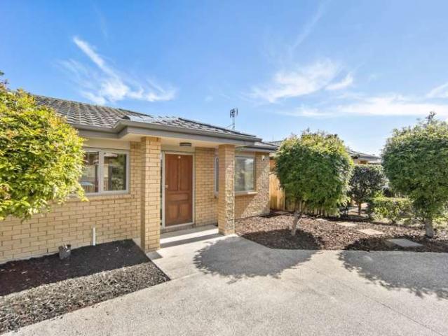 Townhouse for sale in Avondale, Oroua County