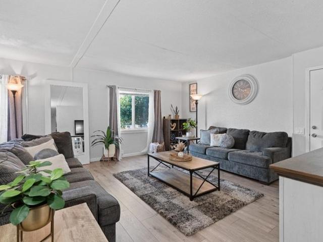 House for sale in Acampo, California