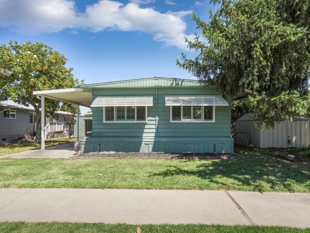 House for sale in Acampo, California