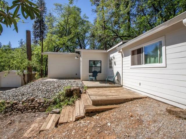 House for sale in Shasta, California