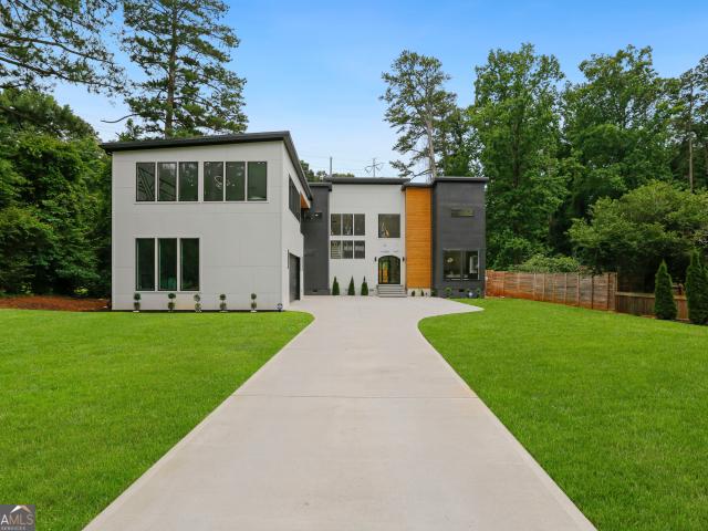 House for sale in Chamblee, Georgia
