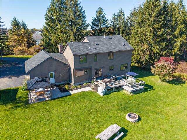 House for sale in North Bloomfield, Town of West Bloomfield