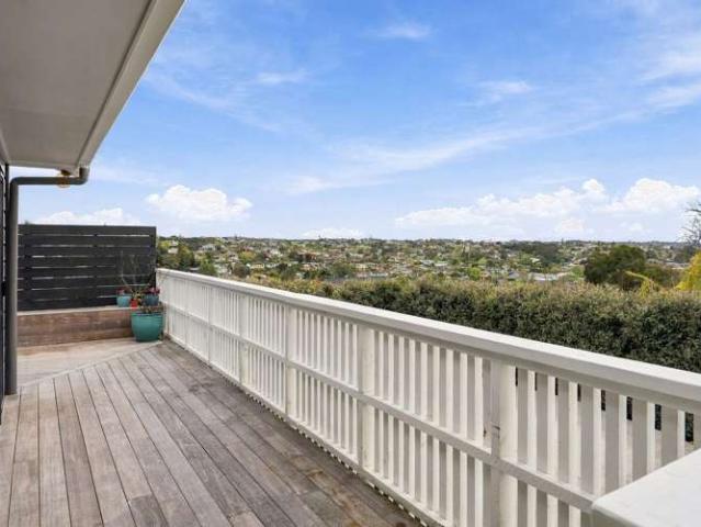 House for sale in Hillcrest, Kaipātiki