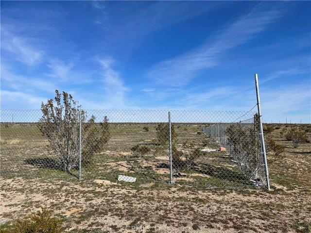 House for rent in Lancaster, California