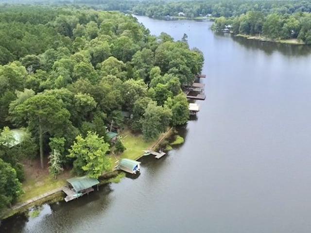 House for sale in Colmesneil, Texas