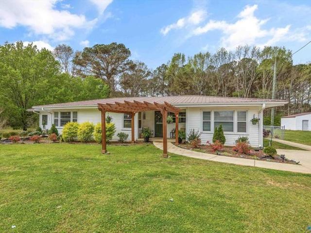House for sale in New Hope, Alabama
