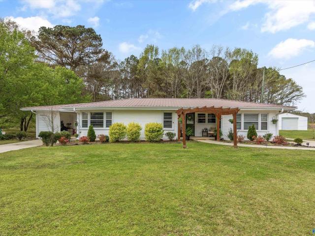 House for sale in New Hope, Alabama
