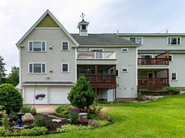 Townhouse for sale in New Hampshire