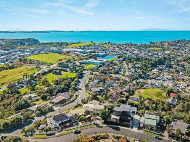 House for sale in Whangaparaoa