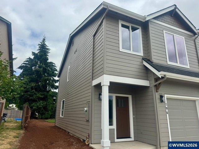 House for sale in Oregonia