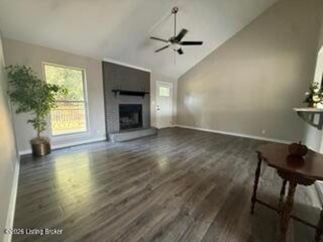 House for sale in Mount Washington, Bullitt County