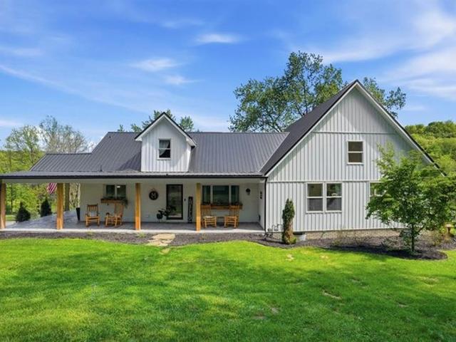 House for sale in Zelienople, Pennsylvania