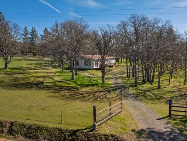 House for sale in Lyle, Washington