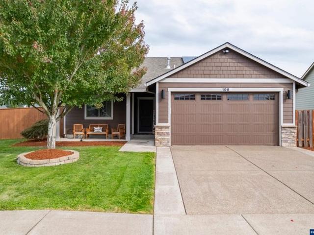 House for sale in Oregonia