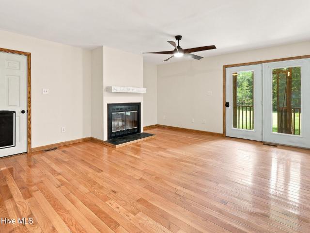 House for sale in Maysville, North Carolina