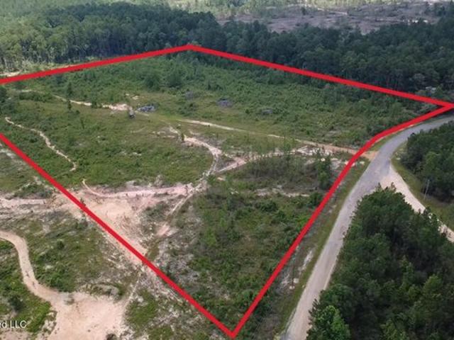 Land for sale in Lumberton, Mississippi