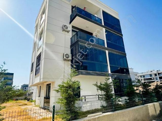 Menemen, İzmir içerisinde satılık mülk