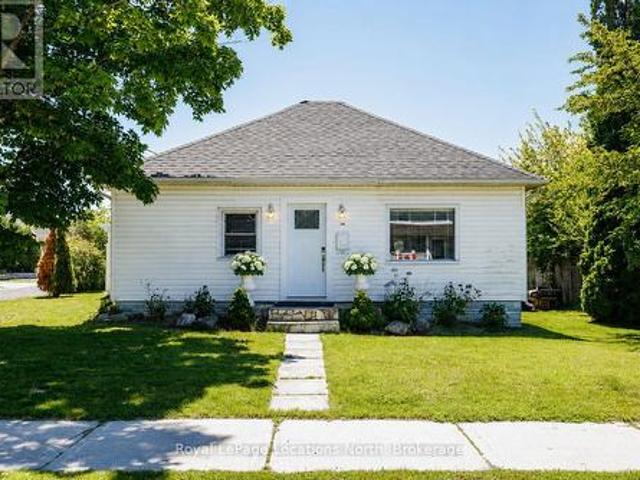 House for sale in Collingwood, Ontario