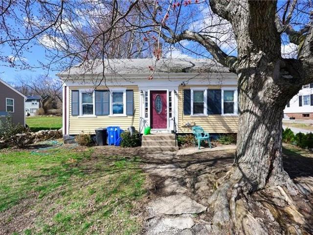 House for sale in Johnston, Rhode Island