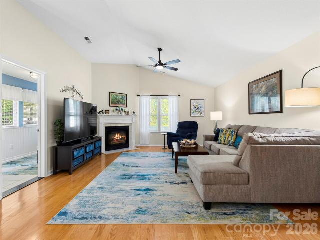 Townhouse for sale in Hendersonville, North Carolina