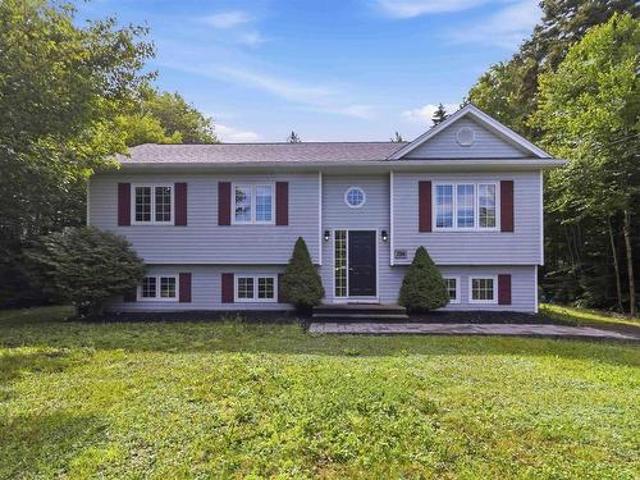 House for sale in Hammond's Plains, Nova Scotia