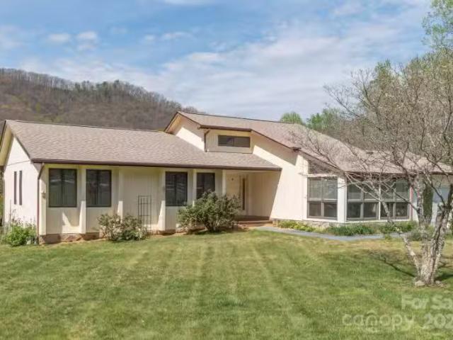 House for sale in Brevard