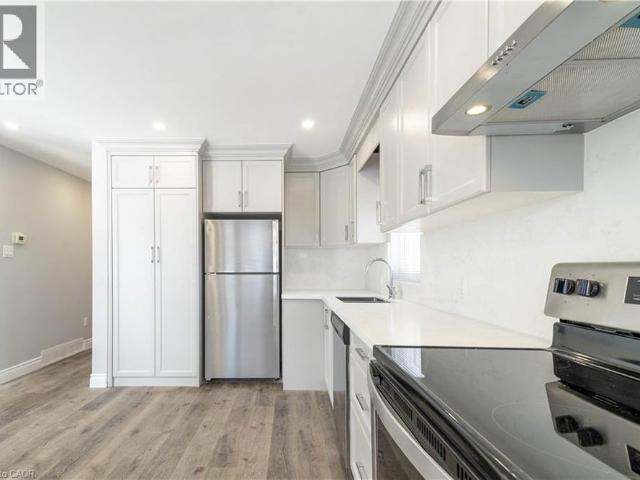 Apartment for rent in Westcliffe West, Hamilton