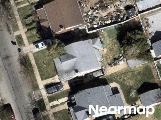 House for sale in Queens, Arverne
