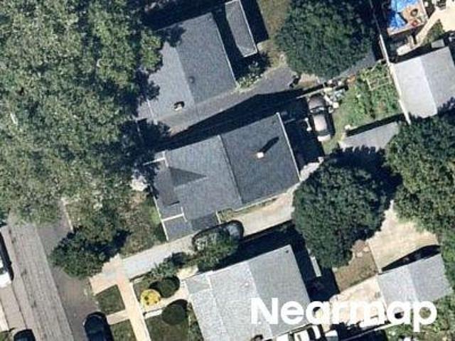 House for sale in Queens, Arverne