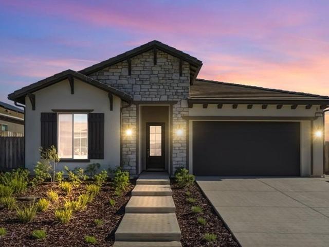 House for sale in Friant, California