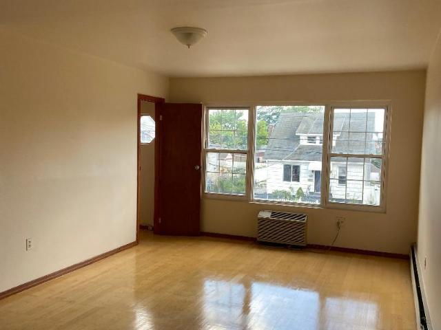Property for rent in Queens, Arverne