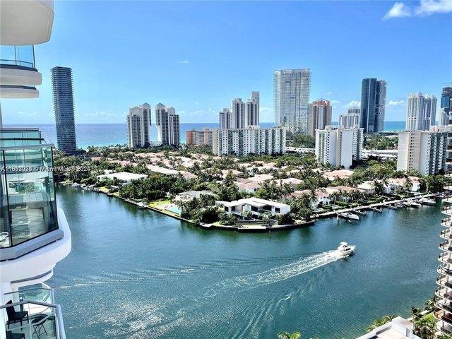 Condo for sale in Aventura, Florida