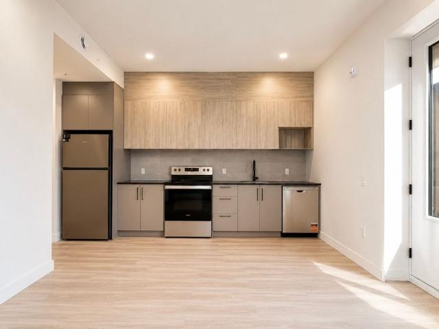 Apartment for rent in St. Leonard's, Quebec