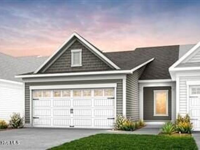 Townhouse for sale in Southport, North Carolina