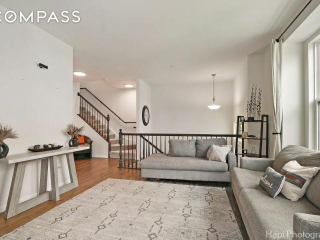 Townhouse for sale in Northbrook