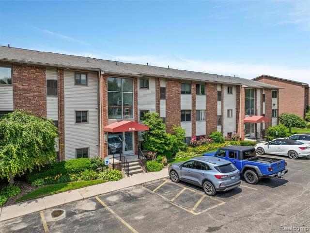 Condo for sale in Bloomfield Hills