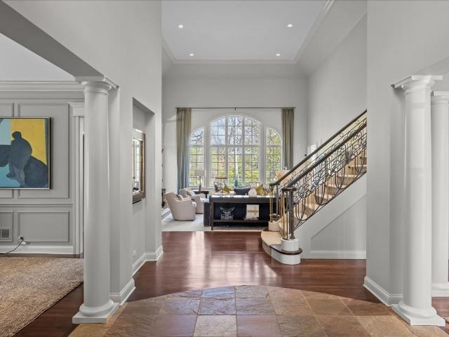 House for sale in Windridge, Lake Forest