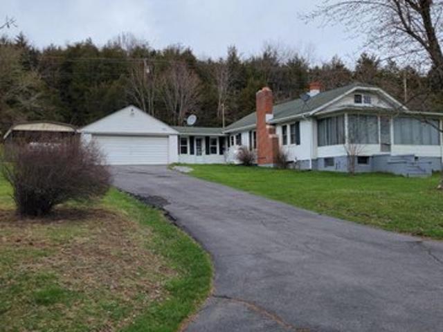 House for sale in Shanks, Hampshire County