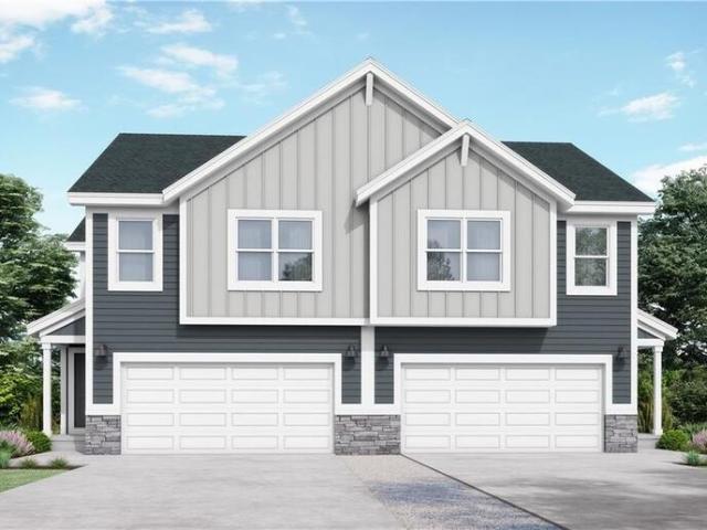 Duplex for sale in Spring Hill