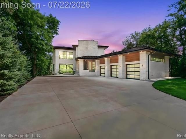 House for sale in Bloomfield Hills, Michigan