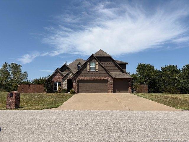 House for sale in Mounds, Oklahoma